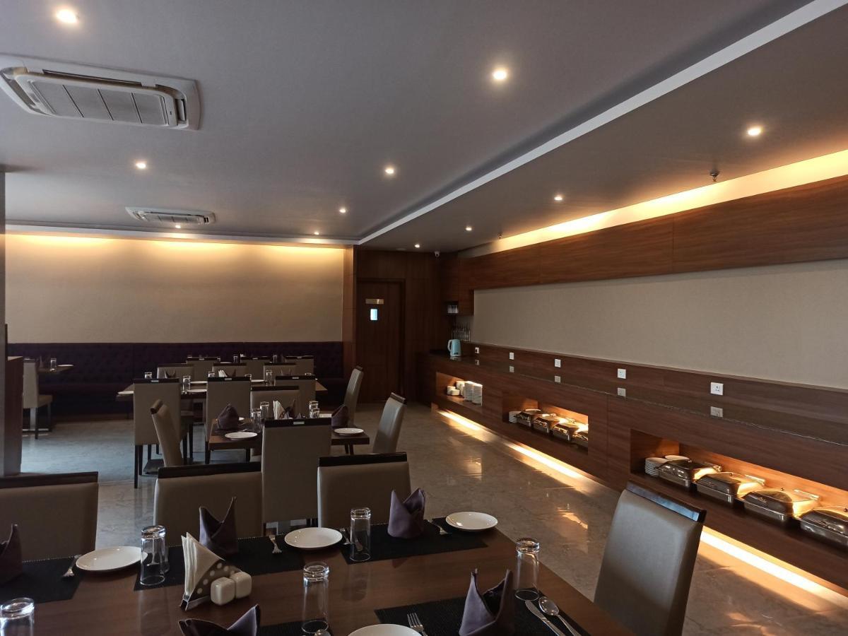 דיברוגר Hotel Tree Fern מראה חיצוני תמונה