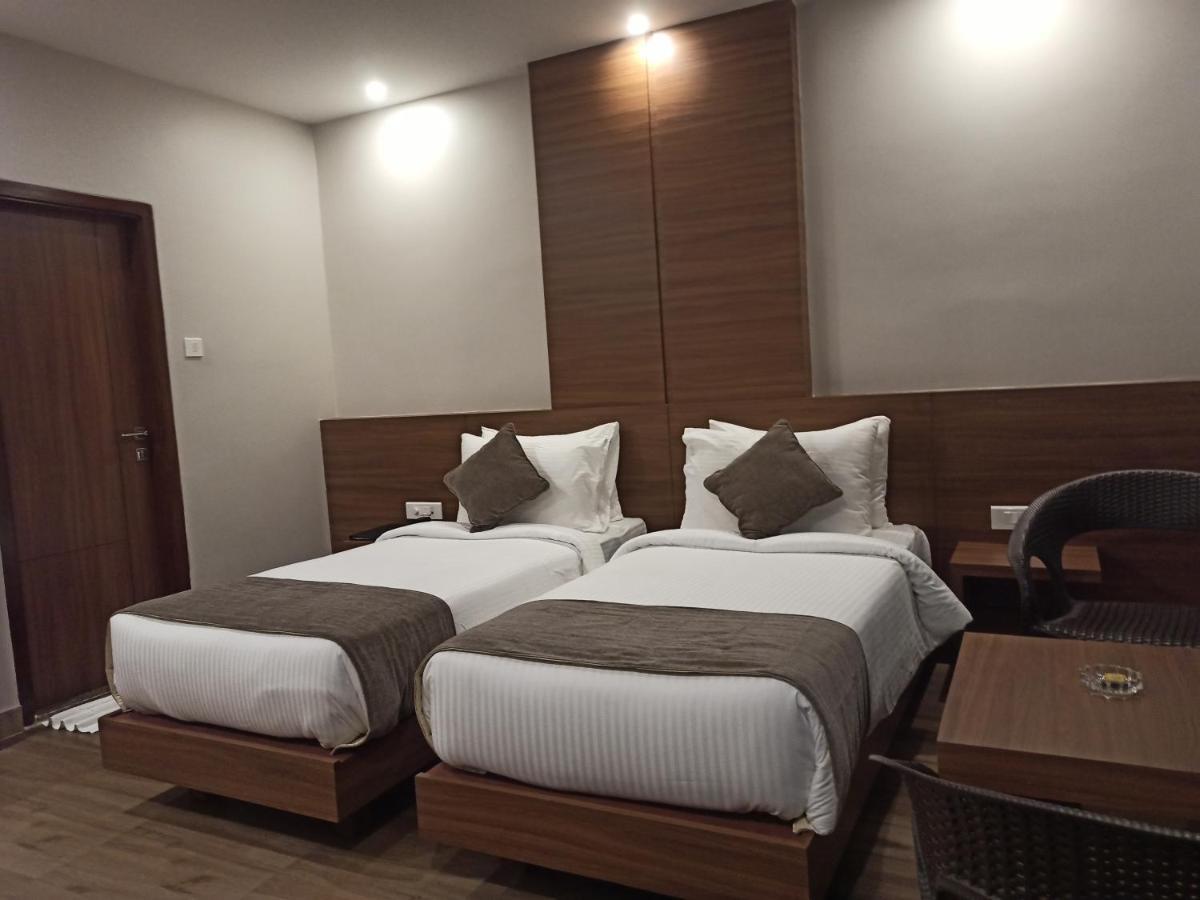 דיברוגר Hotel Tree Fern מראה חיצוני תמונה