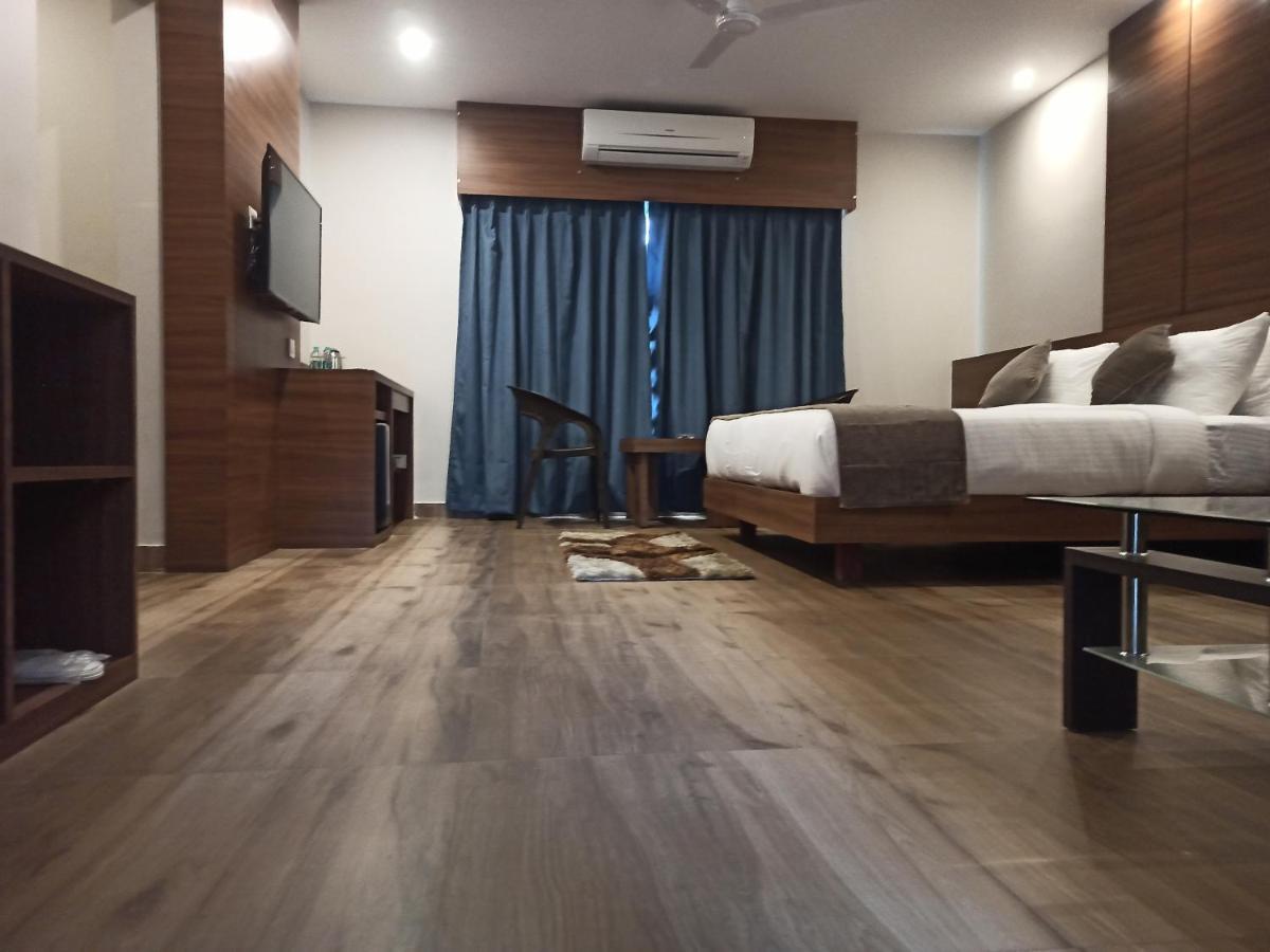 דיברוגר Hotel Tree Fern מראה חיצוני תמונה