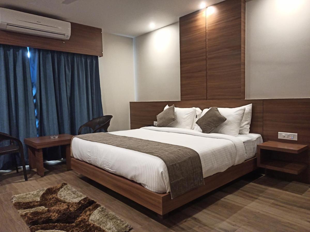 דיברוגר Hotel Tree Fern מראה חיצוני תמונה