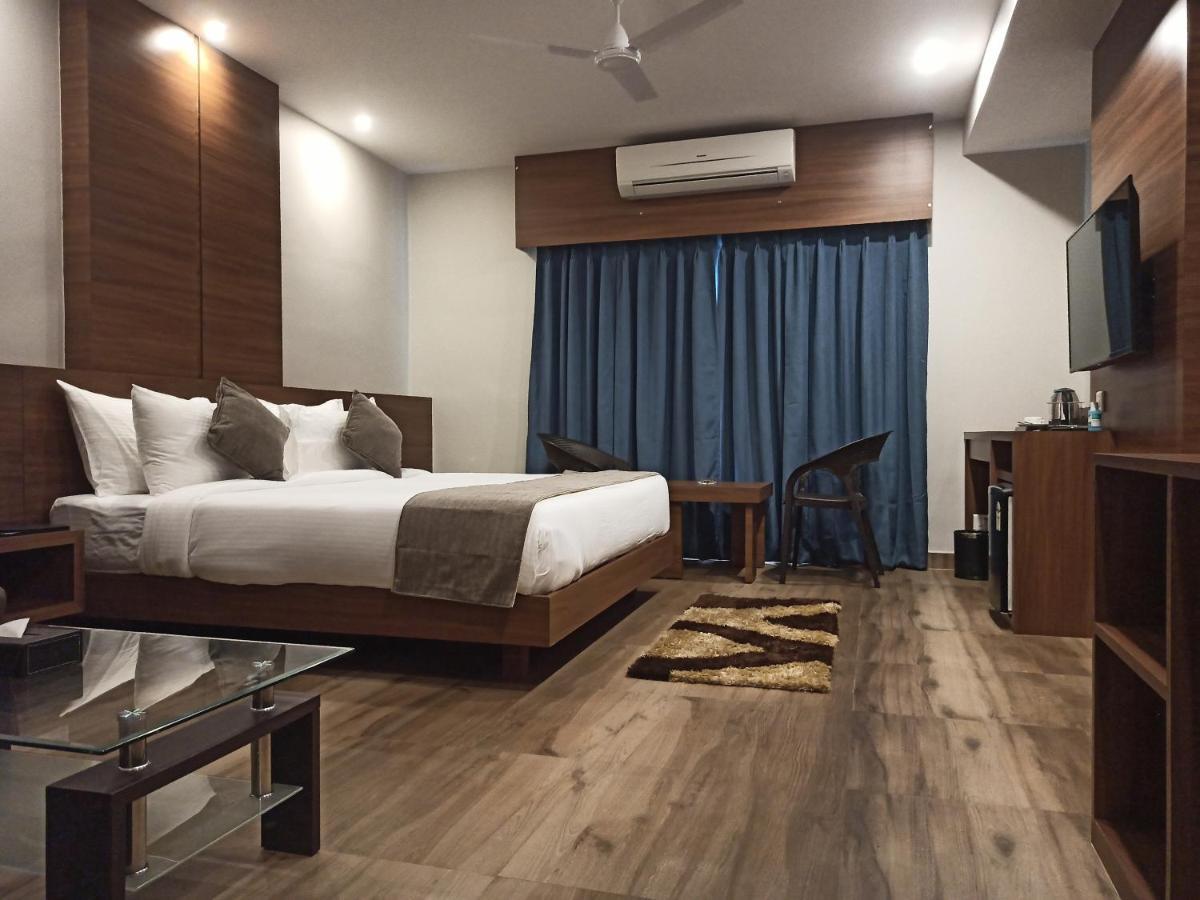 דיברוגר Hotel Tree Fern מראה חיצוני תמונה