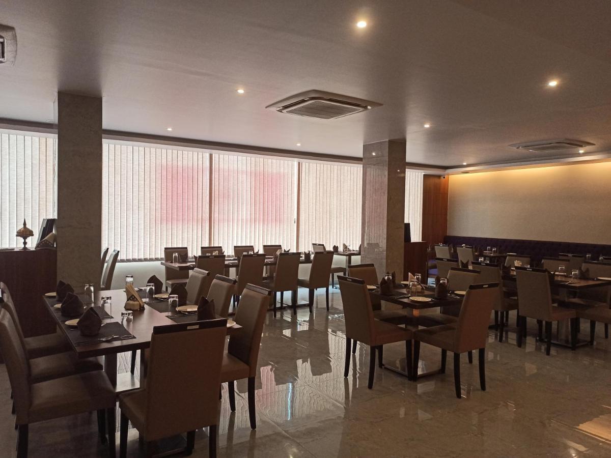 דיברוגר Hotel Tree Fern מראה חיצוני תמונה