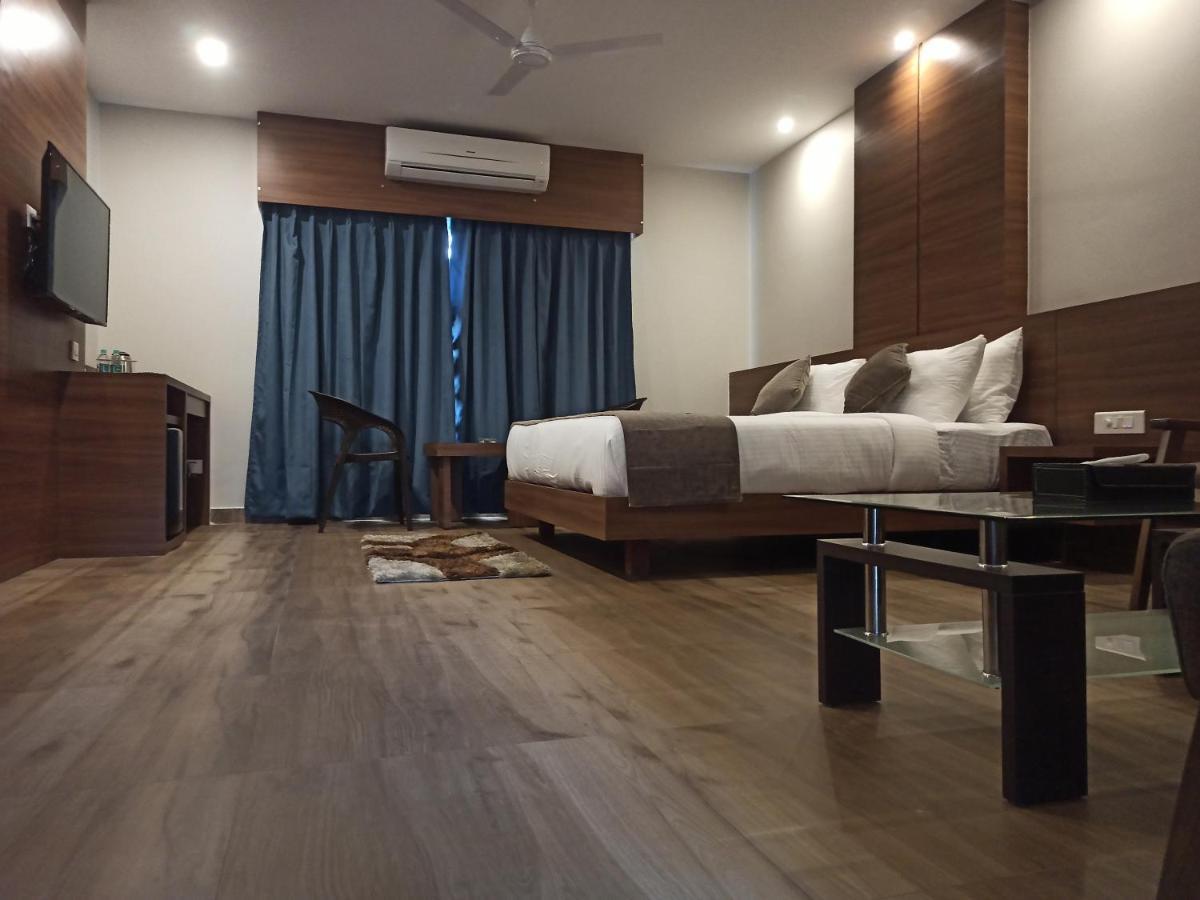 דיברוגר Hotel Tree Fern מראה חיצוני תמונה