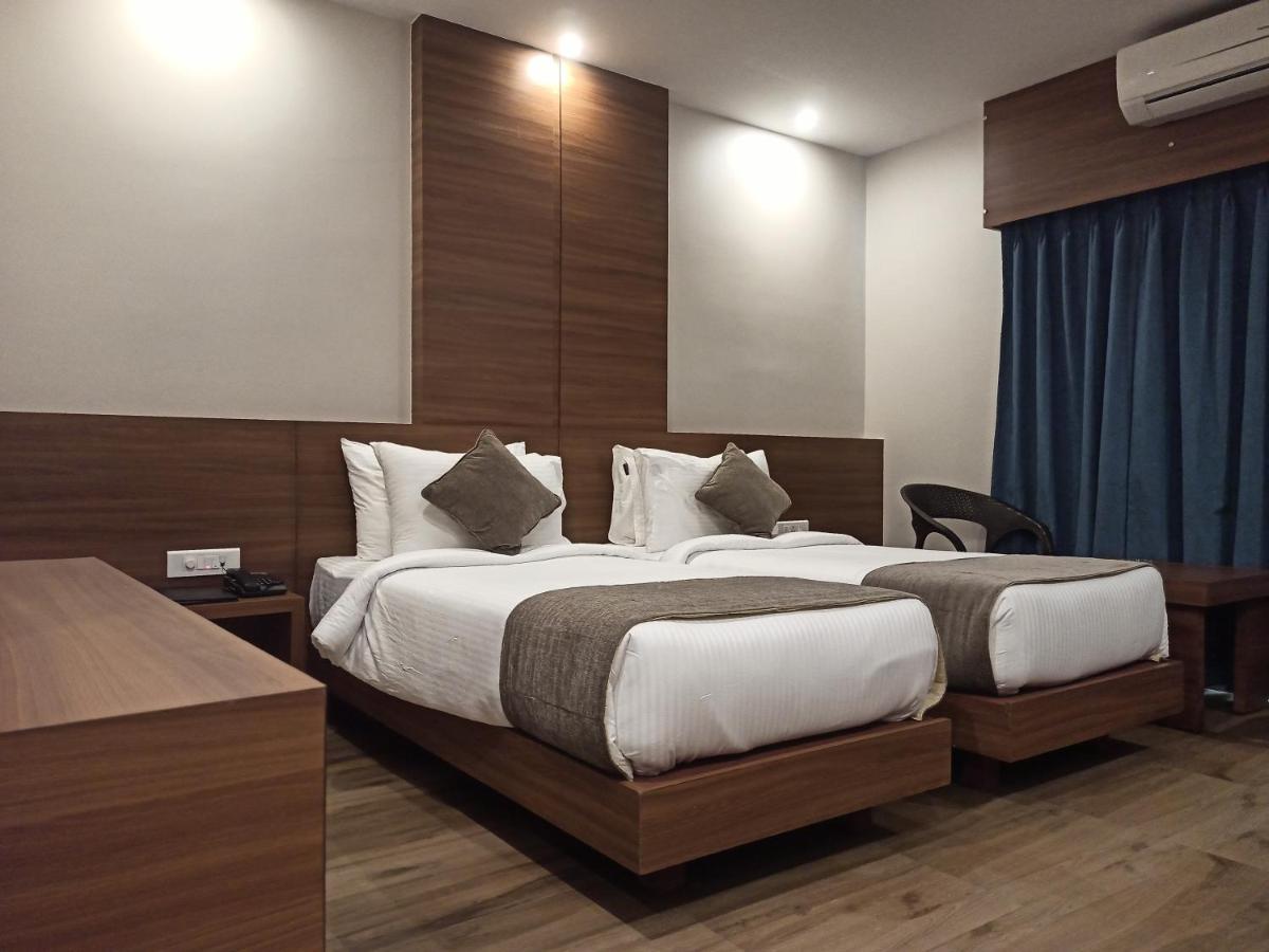 דיברוגר Hotel Tree Fern מראה חיצוני תמונה